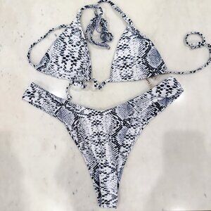 Triangle reptile print bikini
